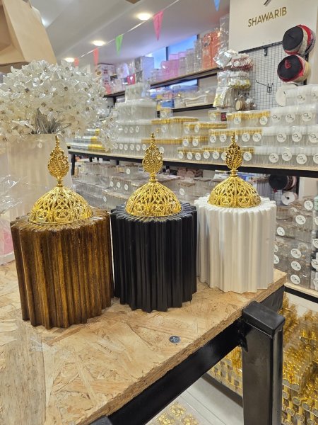 مباخر خشب فاخرة
